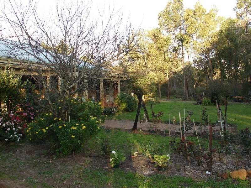 421 Oates Road, Tutunup WA 6280