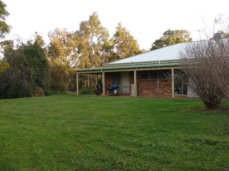 421 Oates Road, Tutunup WA 6280