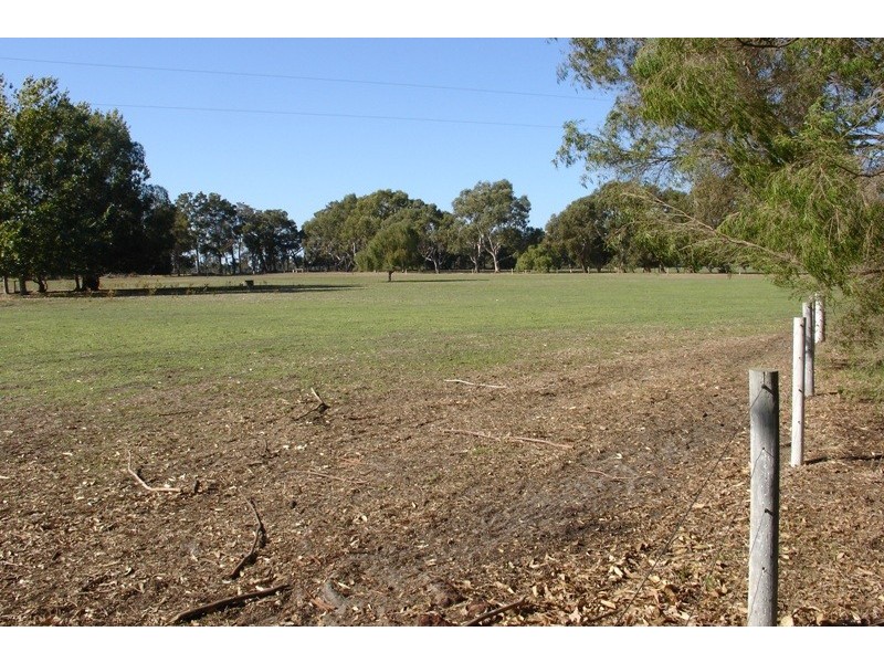 469 Edwards Road, Busselton WA 6280
