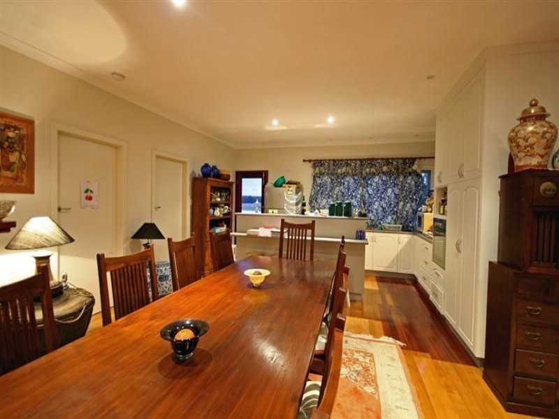 11 Patmore Road, Warner Glen WA 6288