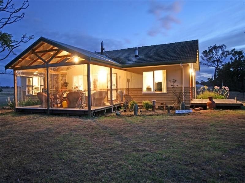 11 Patmore Road, Warner Glen WA 6288