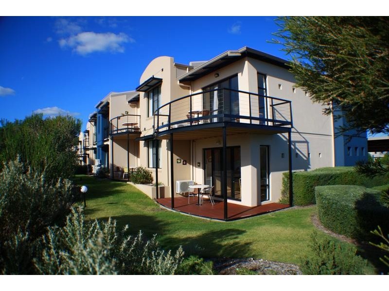 104/1 Resort Place, Gnarabup WA 6285