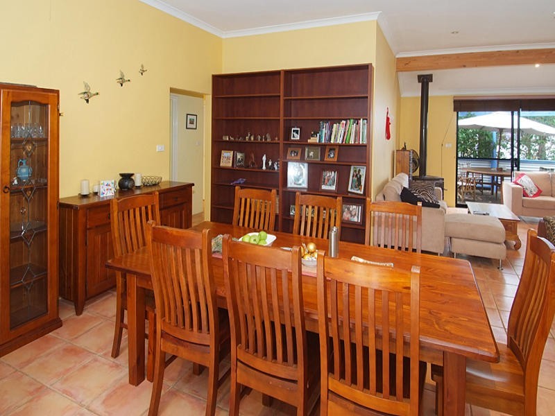 4 The Grove, Margaret River WA 6285