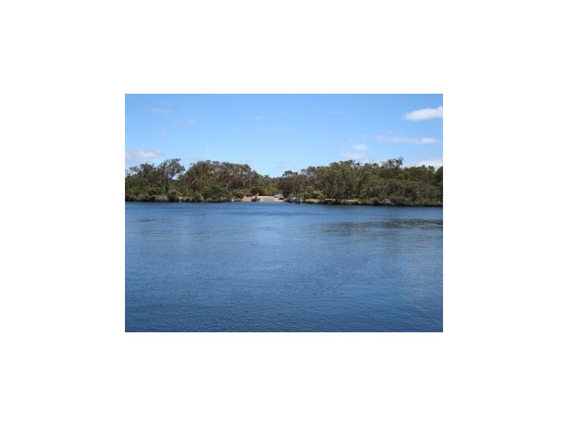 36 Sabina Drive, Molloy Island WA 6290