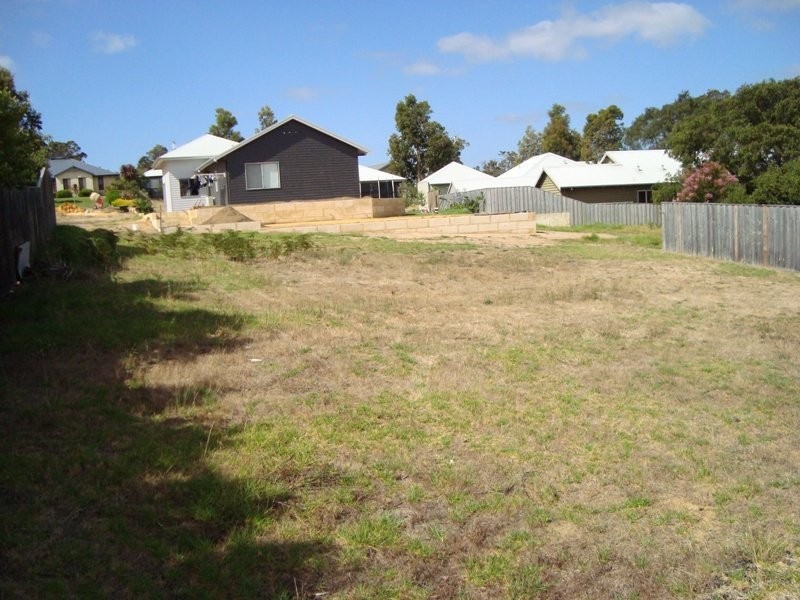 4 Halcyon Crescent, Margaret River WA 6285