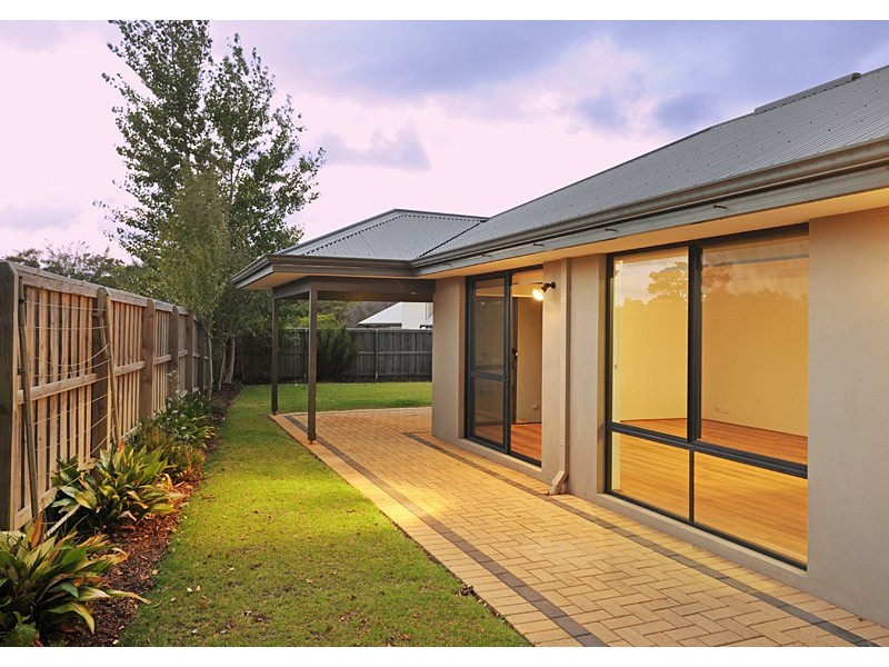 37 Halcyon Crescent, Margaret River WA 6285