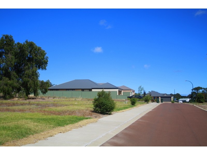 16 Wisteria Crescent, Margaret River WA 6285