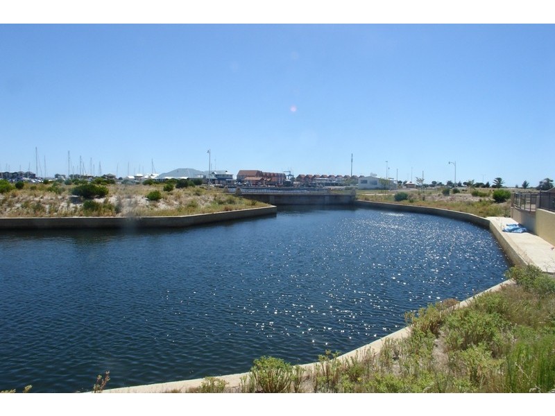 10 Anchor View, Geographe WA 6280