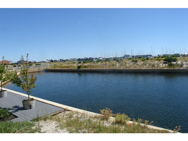 10 Anchor View, Geographe WA 6280