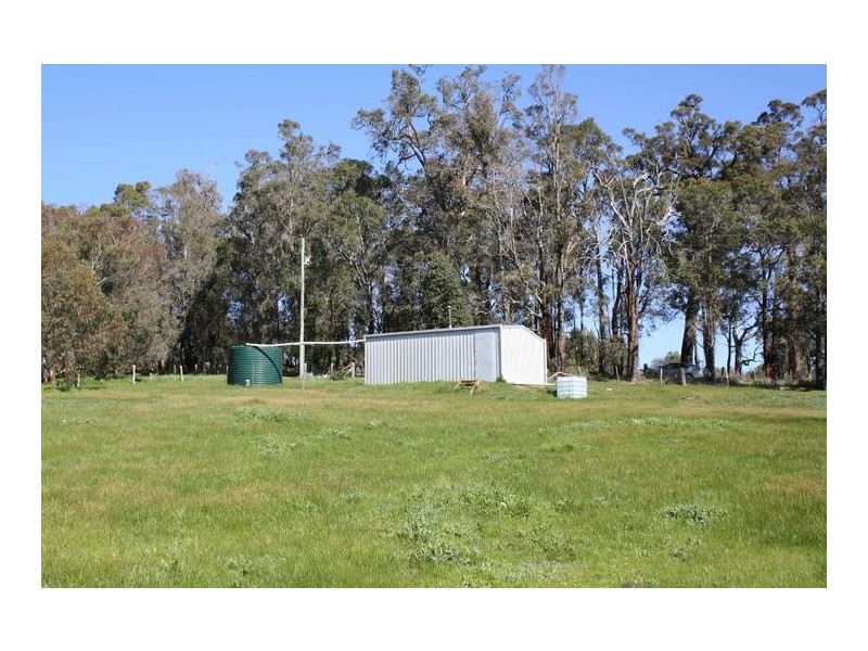 103 Greenbushes-Grimwade Road, Greenbushes WA 6254