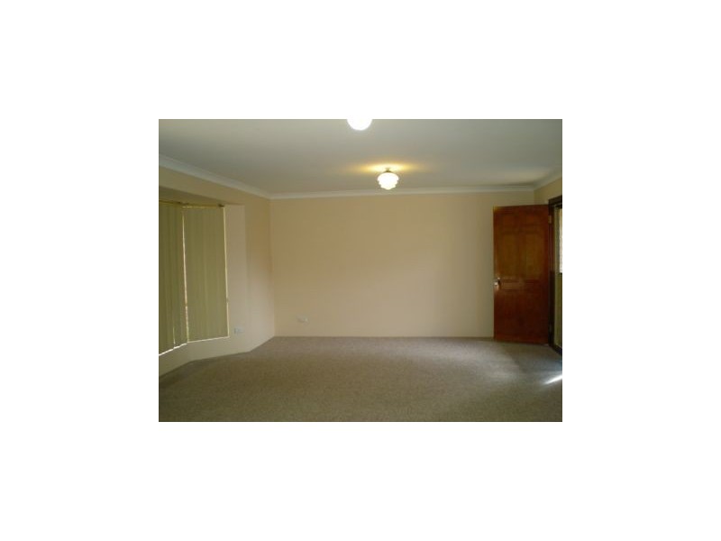 3/4 Armstrong Place, Dunsborough WA 6281