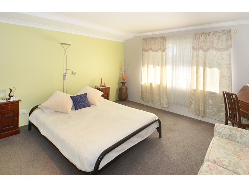 8 Darter Street, Broadwater WA 6280