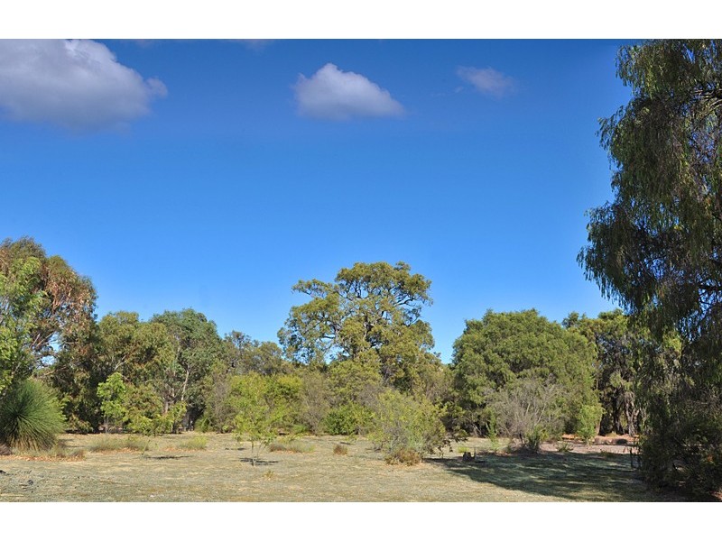 6 Winter Retreat, Yallingup WA 6282