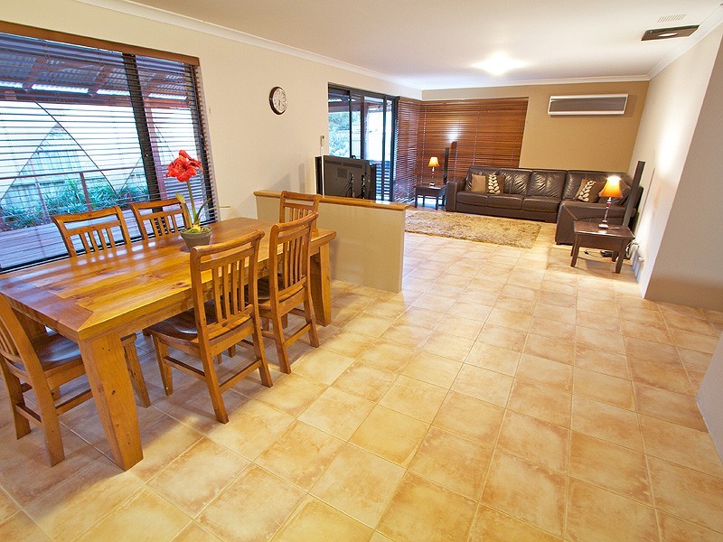 56 Dunsborough Lakes Drive, Dunsborough WA 6281