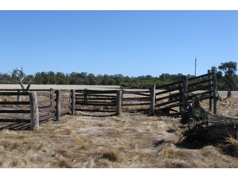 Location 4220 Bussell Highway, Busselton WA 6280