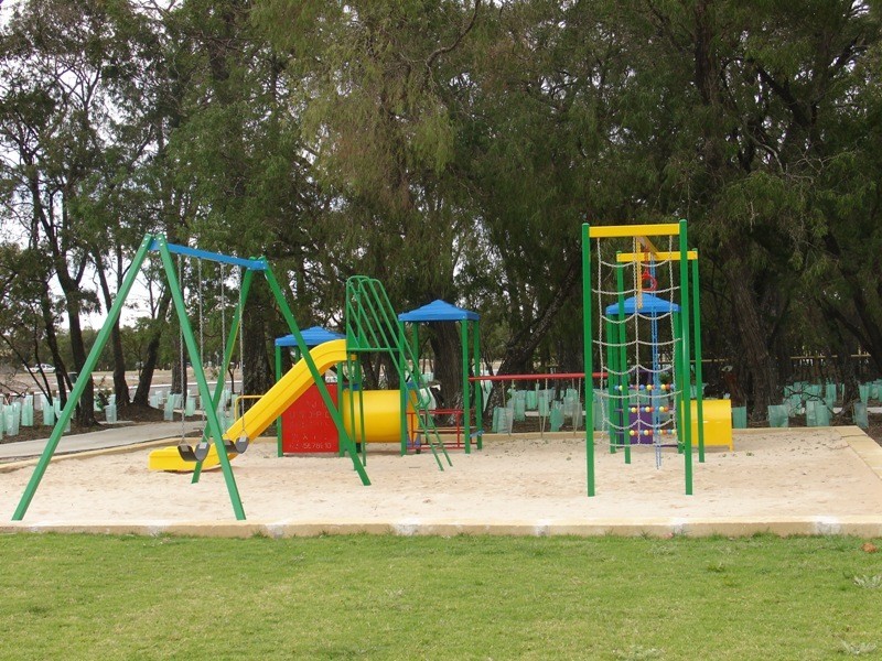 Lot 16, 17 Lincoln Street, Abbey WA 6280