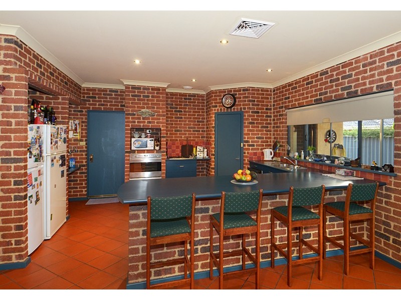 8 Plover Court, Busselton WA 6280