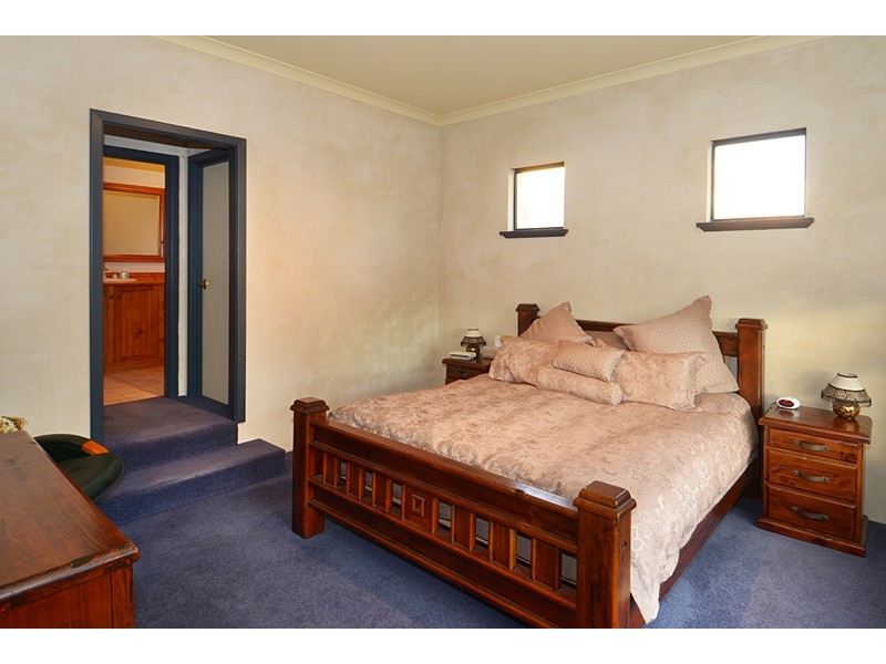 8 Plover Court, Busselton WA 6280