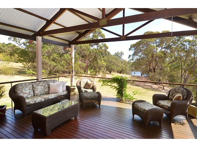 400 Roxburgh Road, Margaret River WA 6285