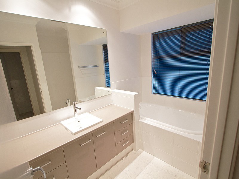 Unit 1/21 Earnshaw Road, Busselton WA 6280