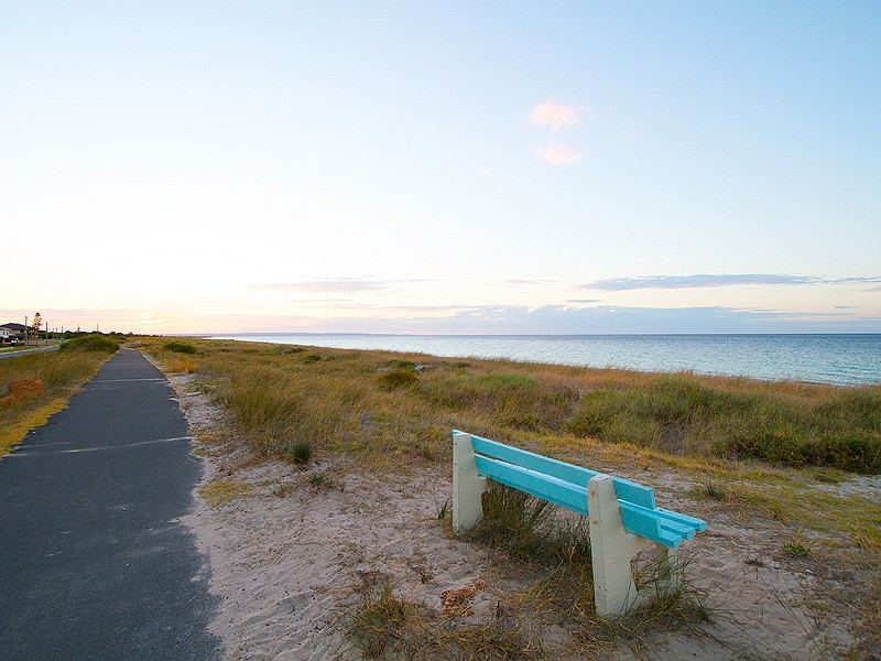 Unit 1/21 Earnshaw Road, Busselton WA 6280