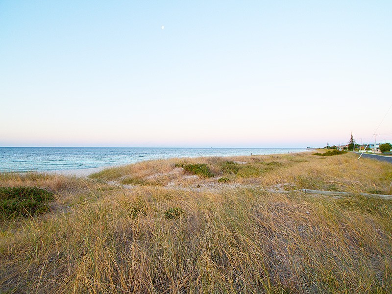 Unit 1/21 Earnshaw Road, Busselton WA 6280