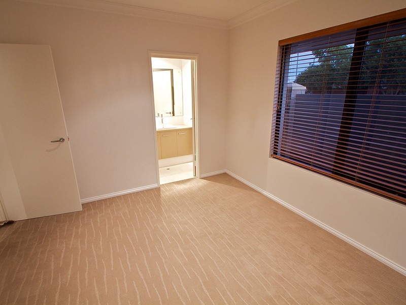 Unit 5/21 Earnshaw Road, Busselton WA 6280