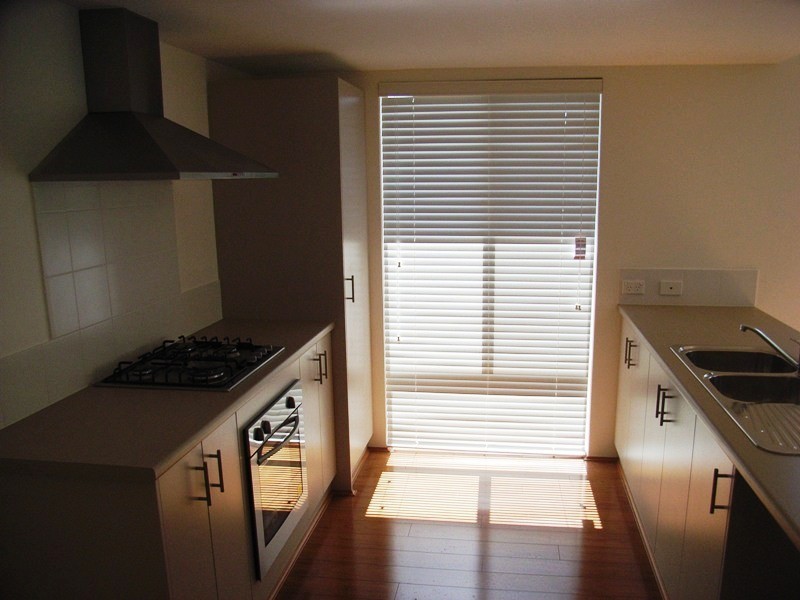 10 Flinders Crescent, Abbey WA 6280