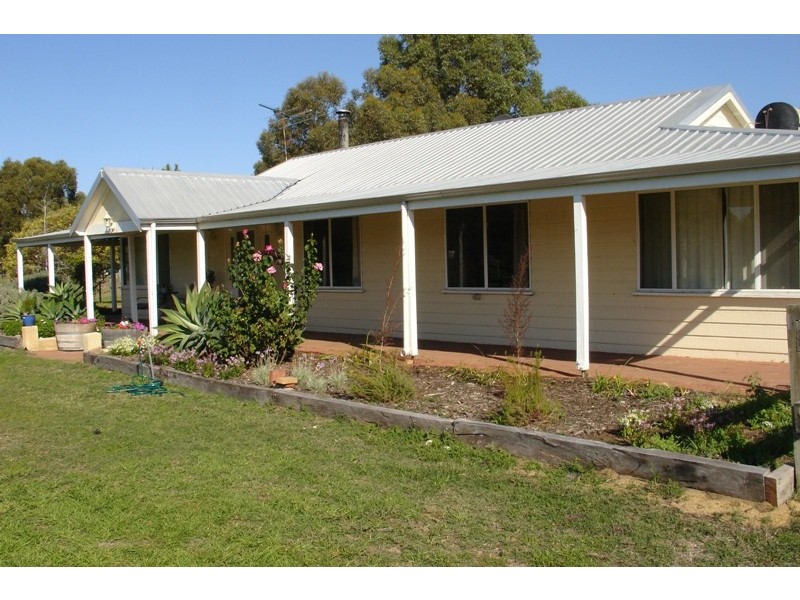31 Bangalo Close, Busselton WA 6280