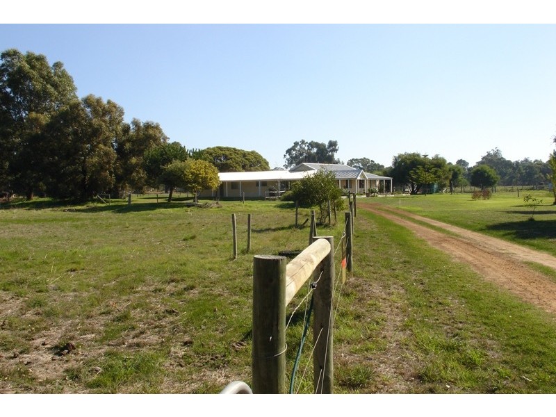 31 Bangalo Close, Busselton WA 6280