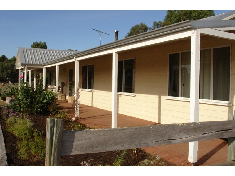 31 Bangalo Close, Busselton WA 6280