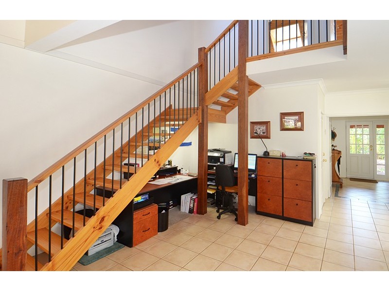 2 Armstrong Place, Dunsborough WA 6281