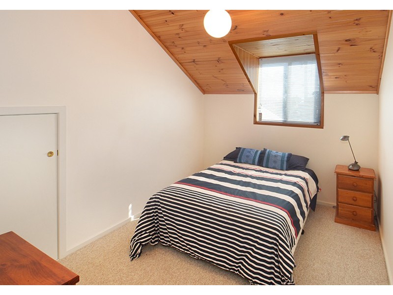 2 Armstrong Place, Dunsborough WA 6281