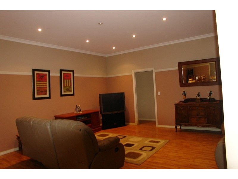 4 Settlers Gate, Busselton WA 6280