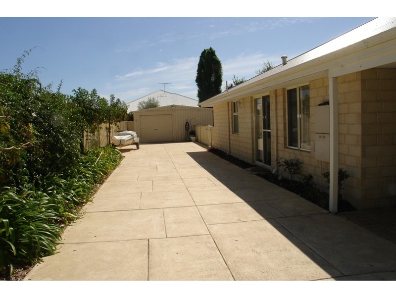 4 Settlers Gate, Busselton WA 6280