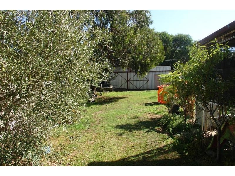 87 Fairbairn, Busselton WA 6280