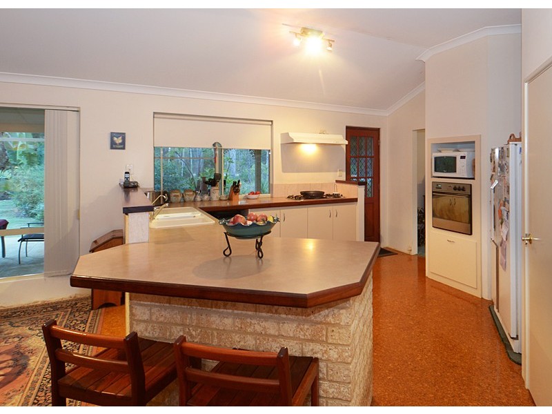 65 Hayes Road, Yallingup Siding WA 6282