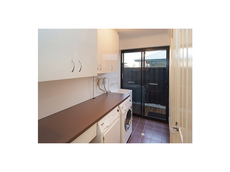 5 Mussel Court, Geographe WA 6280