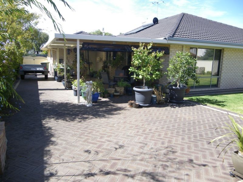 13 Sanctuary Grove, Busselton WA 6280