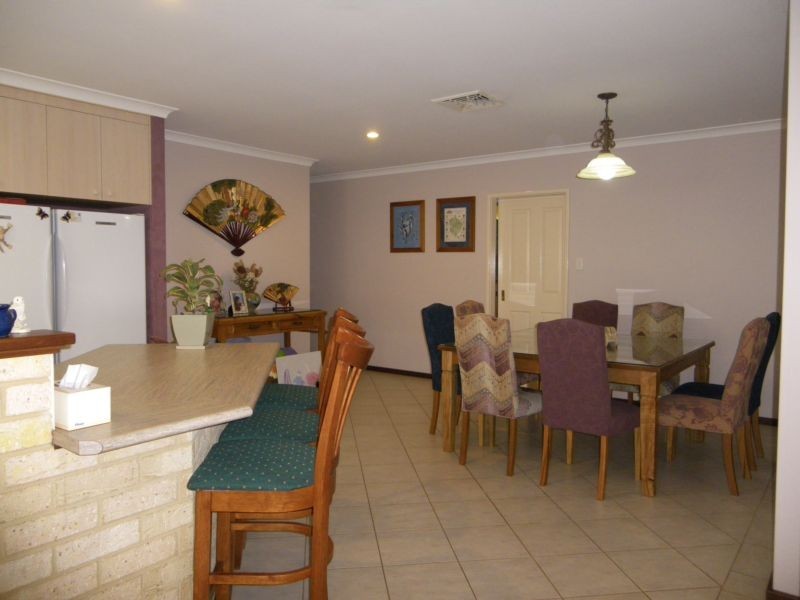 13 Sanctuary Grove, Busselton WA 6280