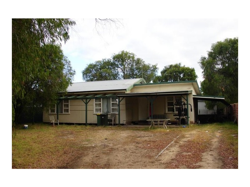 11 John Street, Abbey WA 6280