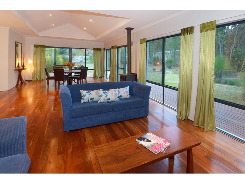 12 Glenvale Cross, Dunsborough WA 6281