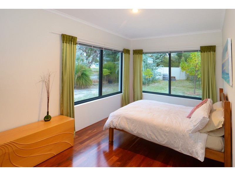 12 Glenvale Cross, Dunsborough WA 6281