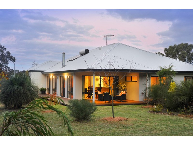 12 Glenvale Cross, Dunsborough WA 6281