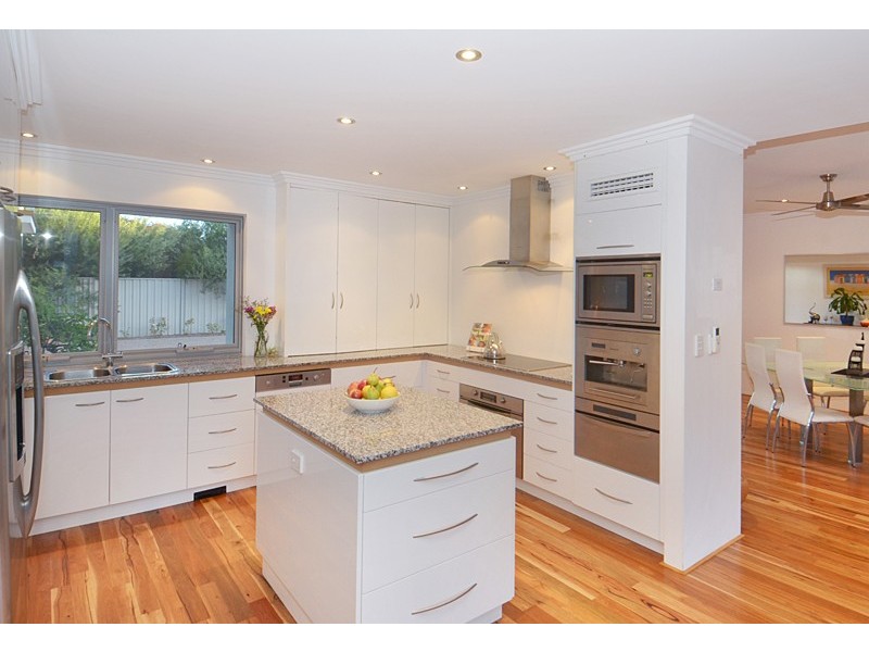 12 Sandpiper Cove, Busselton WA 6280