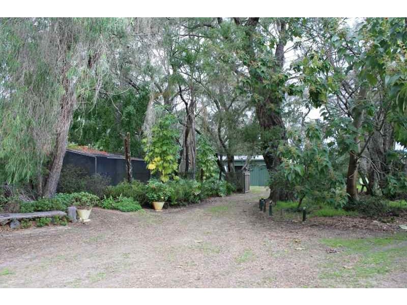 174 Don Road, Chapman Hill WA 6280