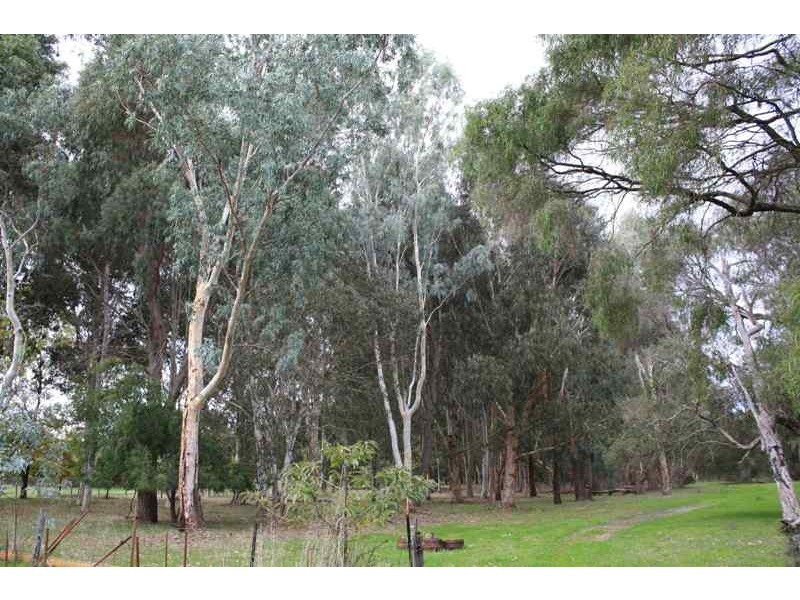 174 Don Road, Chapman Hill WA 6280