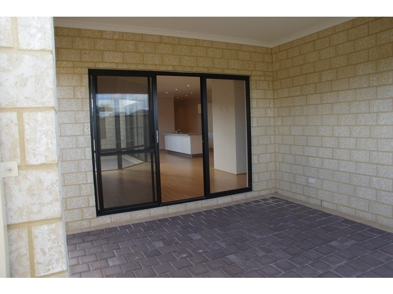 6A Milkman Avenue, Busselton WA 6280