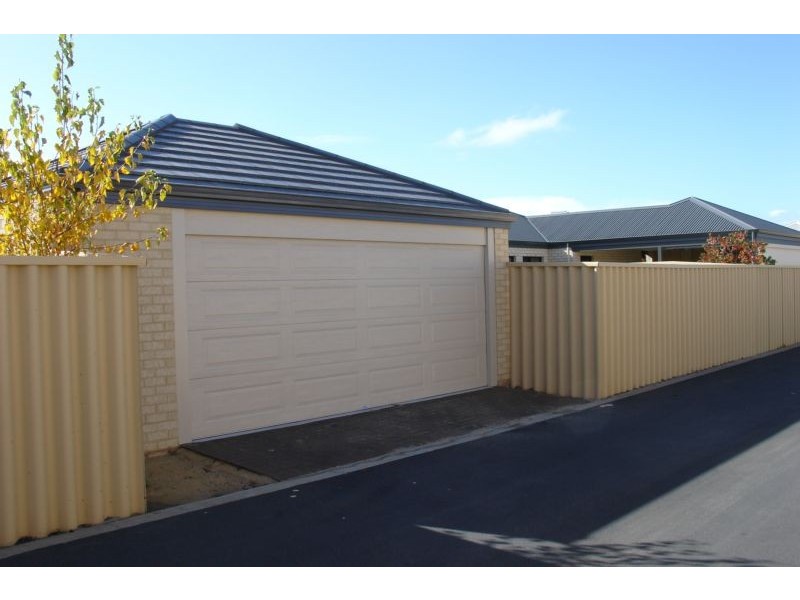 18 Matisse Way, Busselton WA 6280