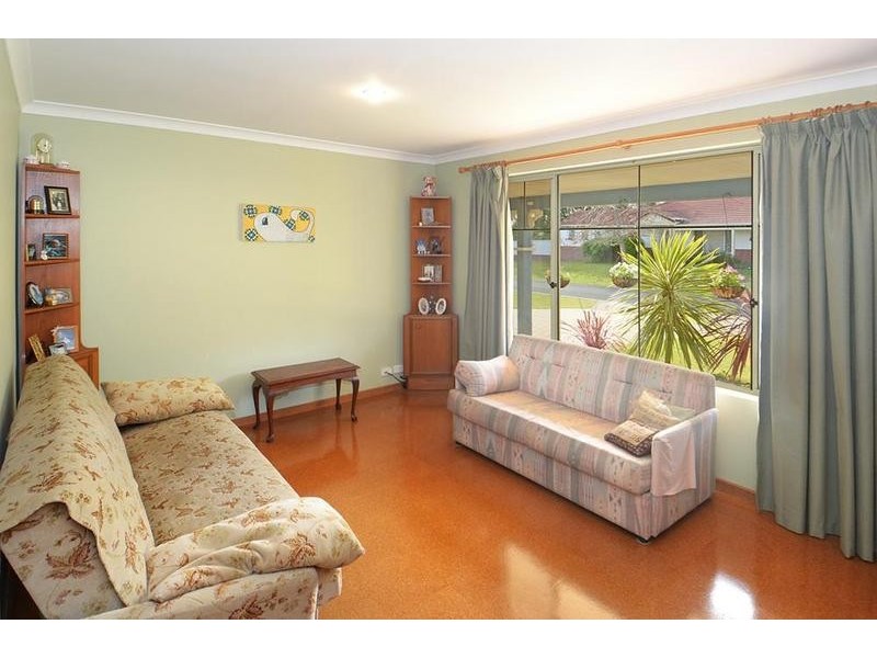 3 Parrot Way, Busselton WA 6280